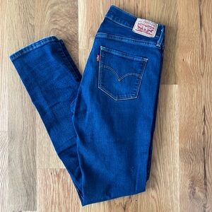 Levi’s women’s shaping skinny denim jeans